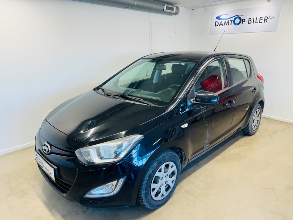 Hyundai i20 1,25 Classic XTR 5d