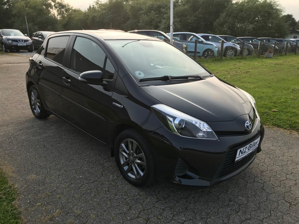 Toyota Yaris 1,5 Hybrid H2 Touch CVT 5d