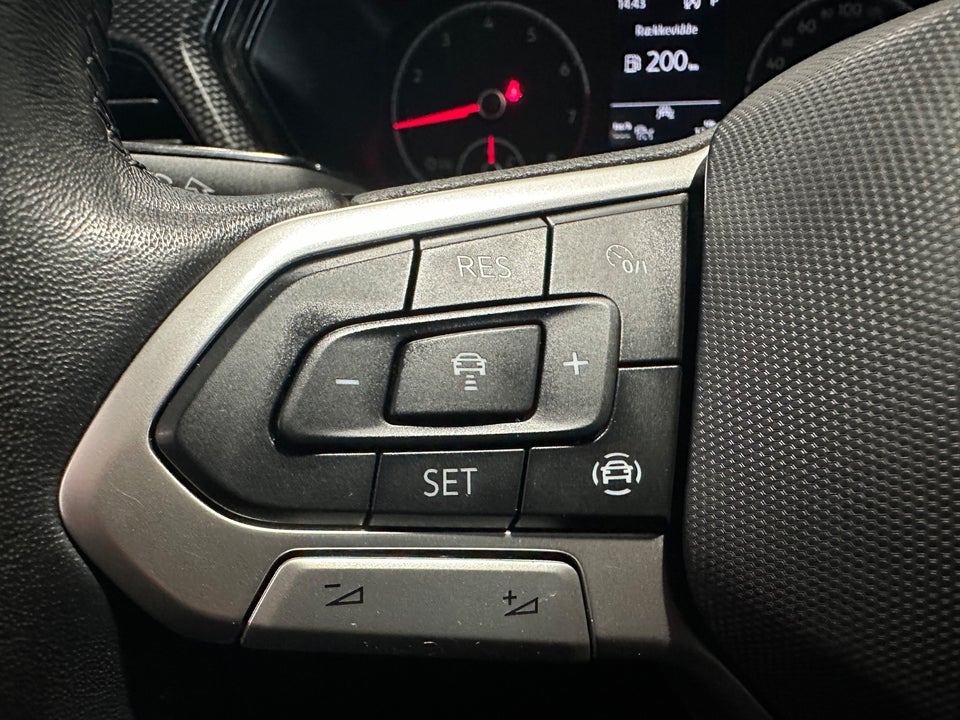 VW T-Cross 1,0 TSi 110 Life Team DSG Van 5d