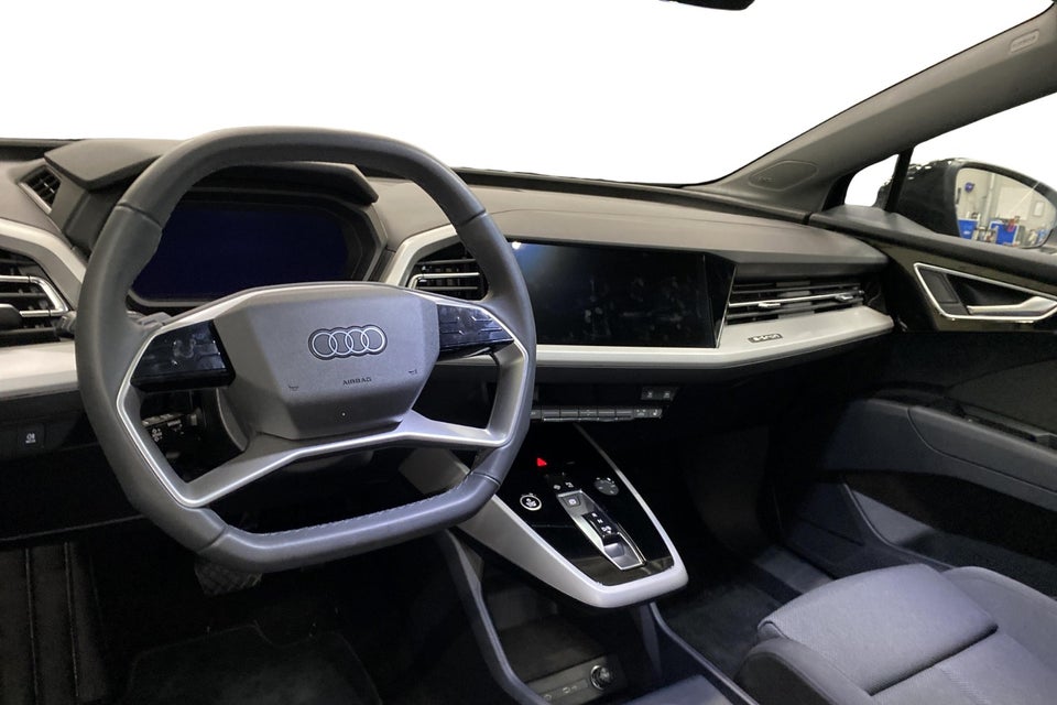 Audi Q4 e-tron 45 Progress 5d