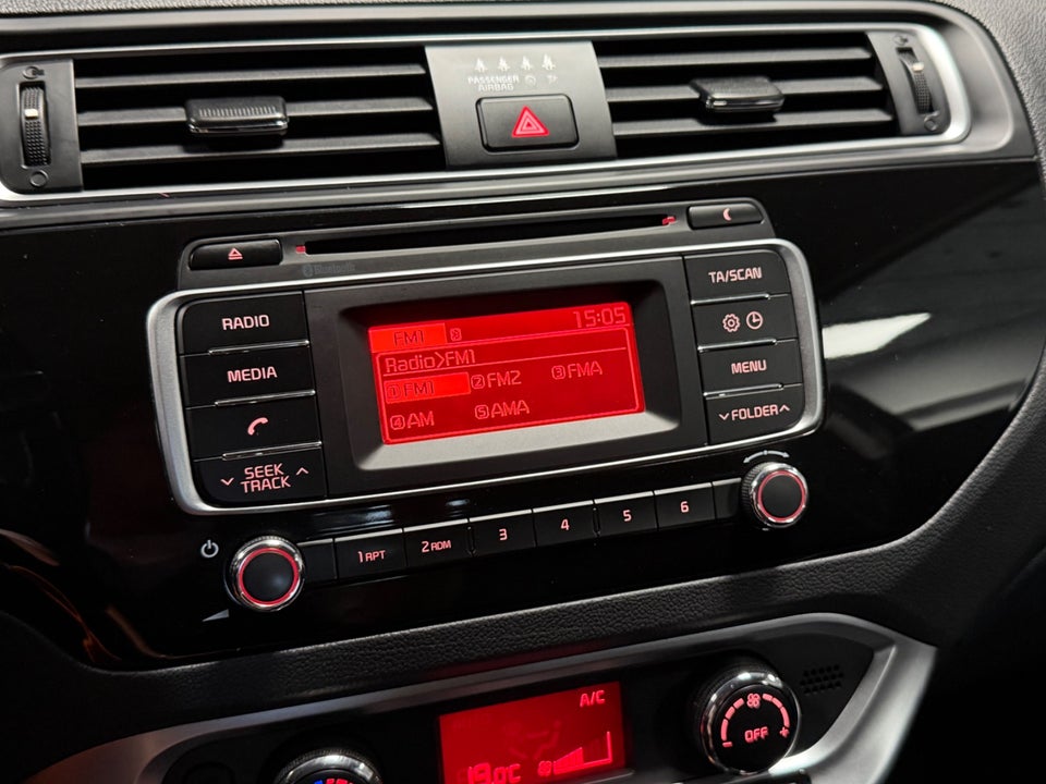 Kia Rio 1,1 CRDi 75 Active 5d