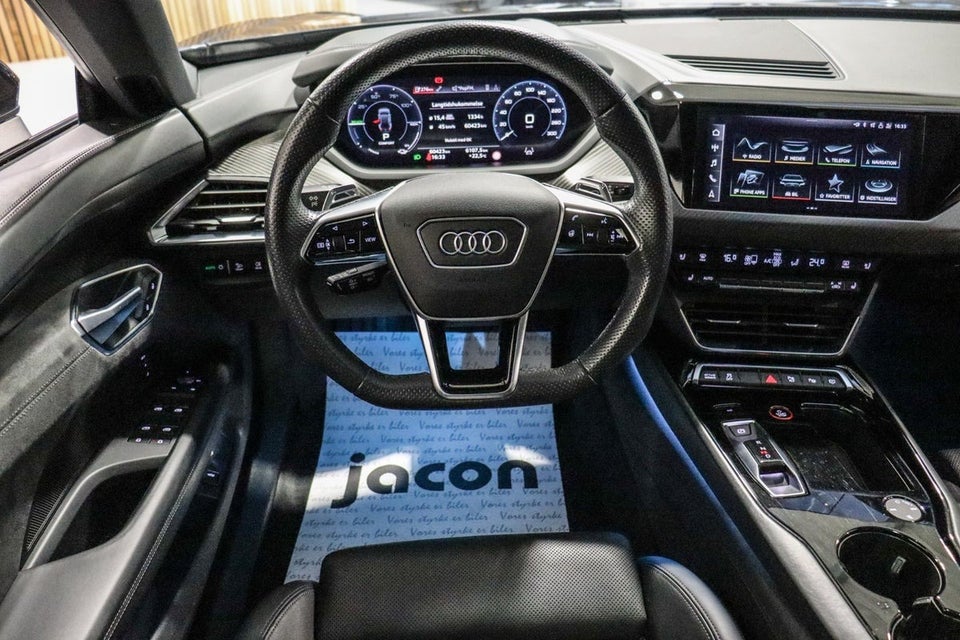Audi e-tron GT quattro 4d