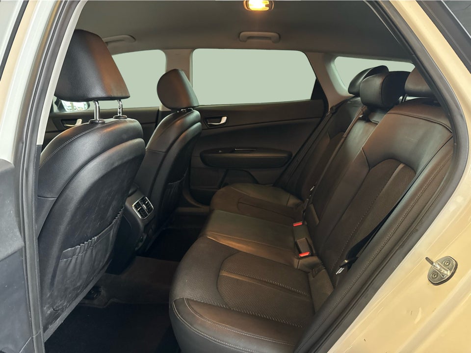 Kia Optima 2,0 PHEV SW aut. 5d