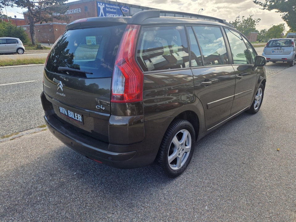 Citroën Grand C4 Picasso 1,6 HDi 112 Seduction 7prs 5d