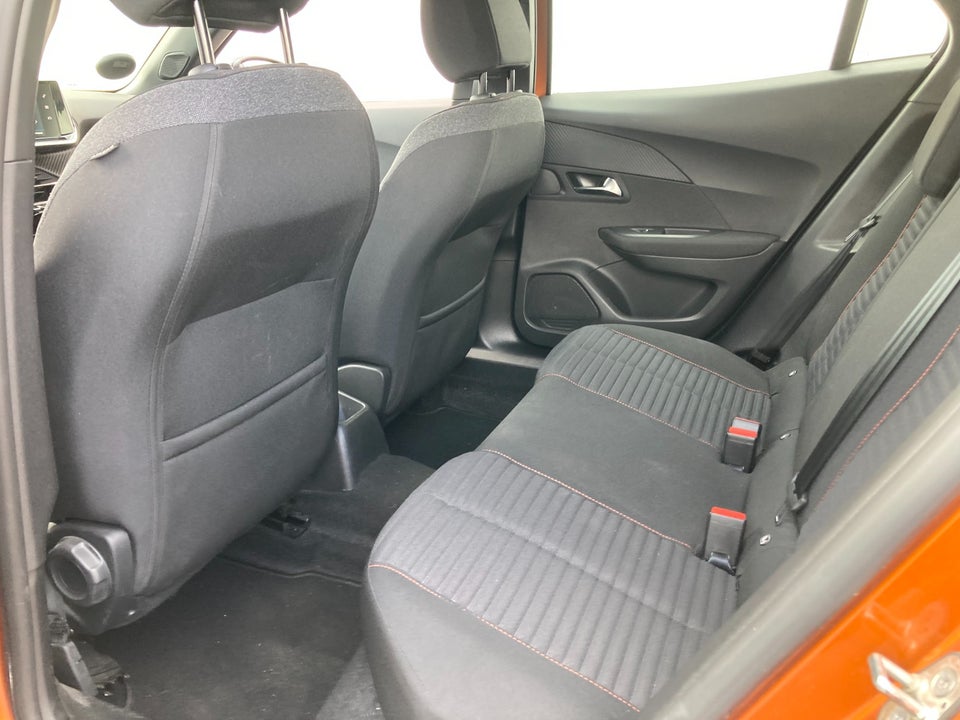 Peugeot 2008 1,2 PureTech 130 Active Pack EAT8 5d