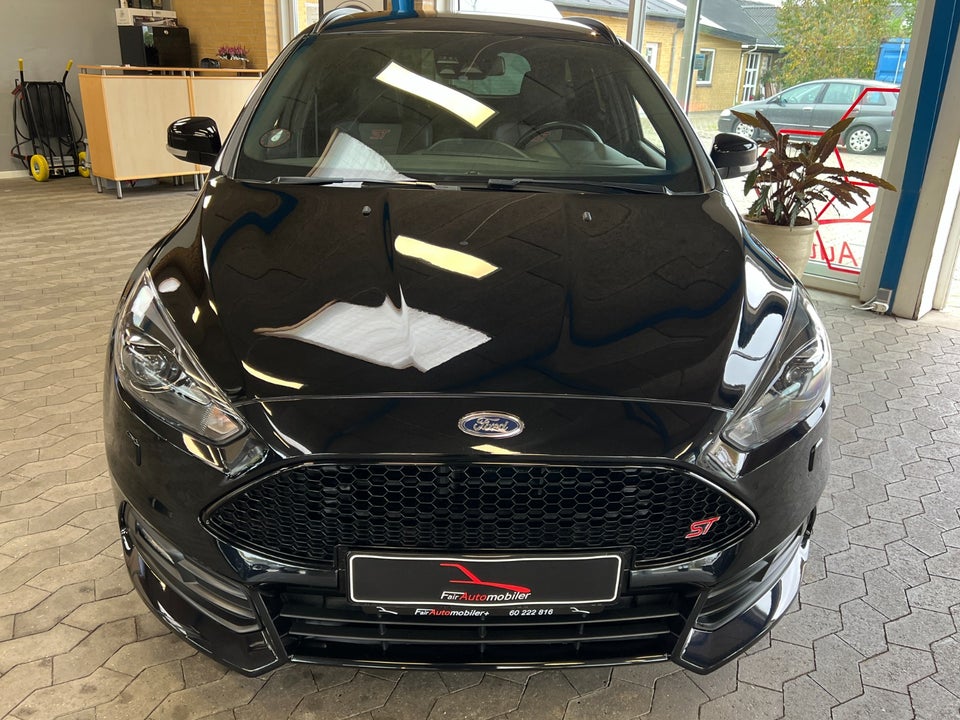 Ford Focus 2,0 TDCi 185 ST2 stc. 5d