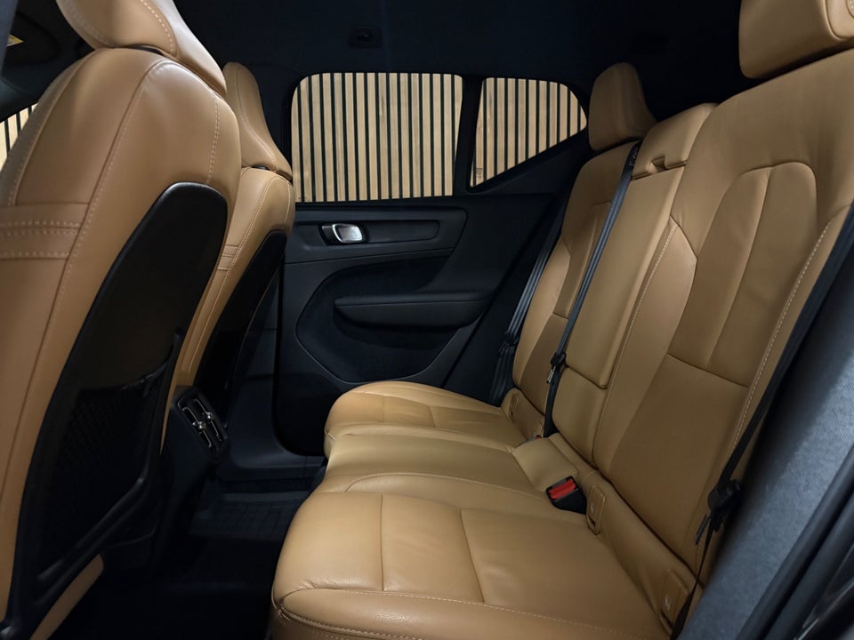 Volvo XC40 2,0 T5 247 Inscription aut. AWD 5d