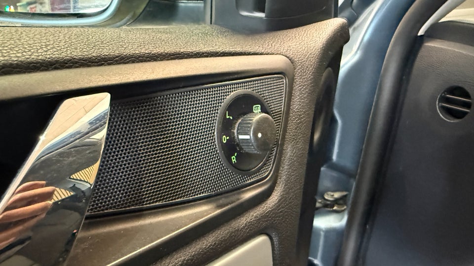 Skoda Octavia 1,6 FSi Ambiente 5d