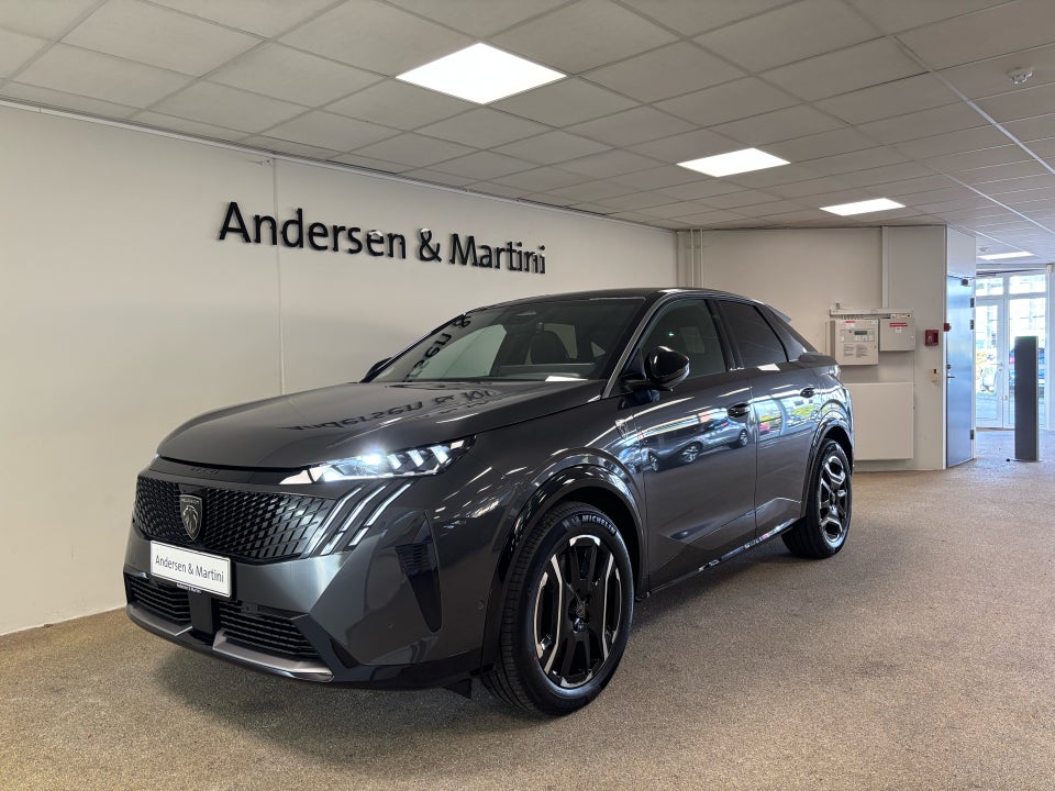 Peugeot e-3008 77 GT Pack 5d