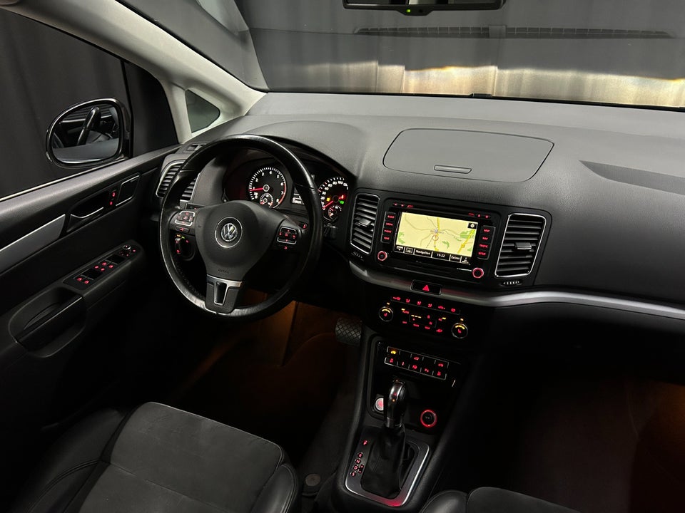 VW Sharan 2,0 TSi 200 Highline DSG BMT 5d