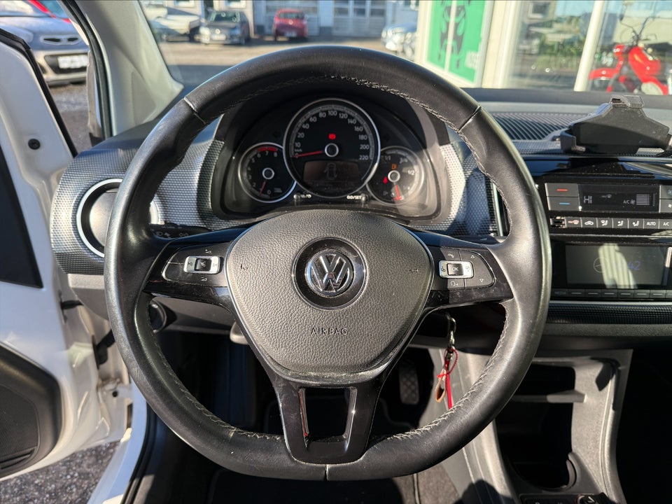 VW Up! 1,0 MPi 60 Move Up! BMT 5d