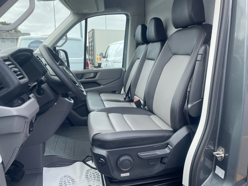 VW Crafter 35 2,0 TDi 177 Kassevogn L3H3 aut.