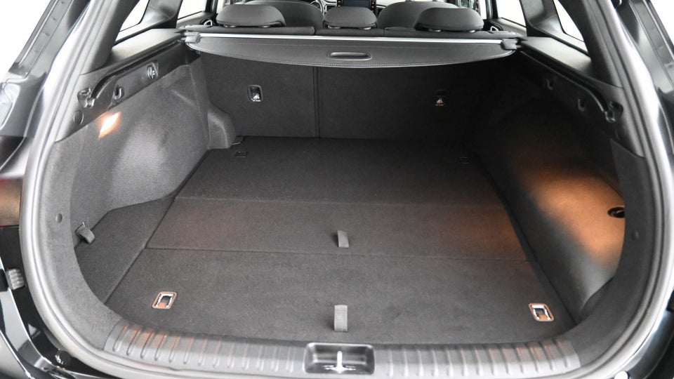 Kia Ceed 1,6 PHEV Prestige SW DCT 5d