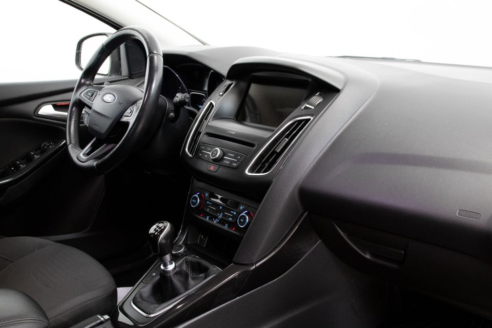 Ford Focus 1,5 TDCi 120 Titanium stc. 5d