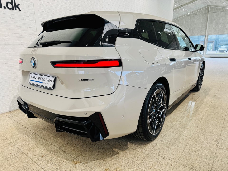 BMW iX xDrive45 M-Sport 5d