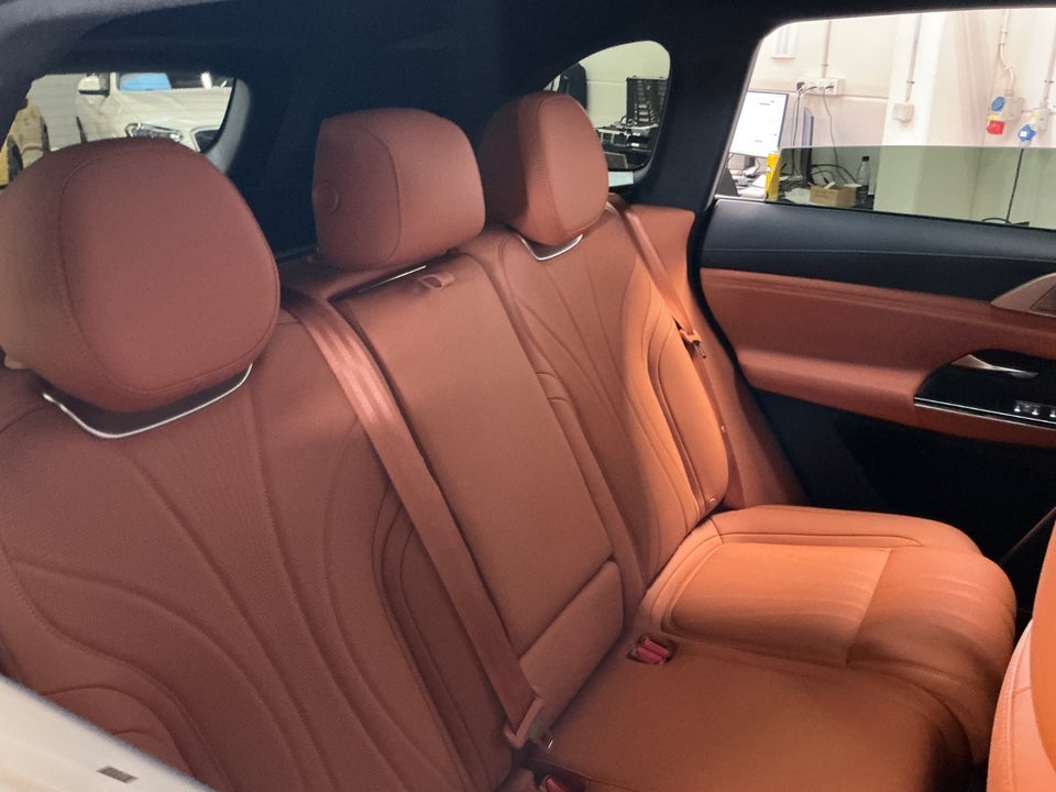 Xpeng G9 Performance 5d