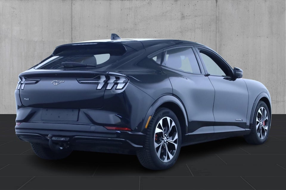 Ford Mustang Mach-E 91 Premium Extended Range AWD 5d
