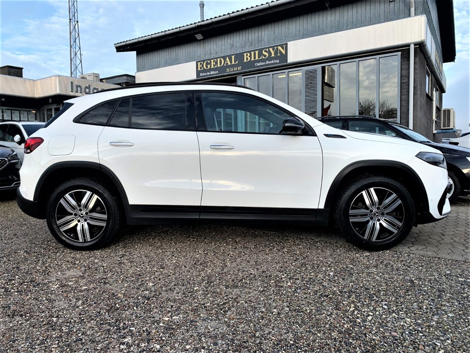 Mercedes EQA250 AMG Line 5d