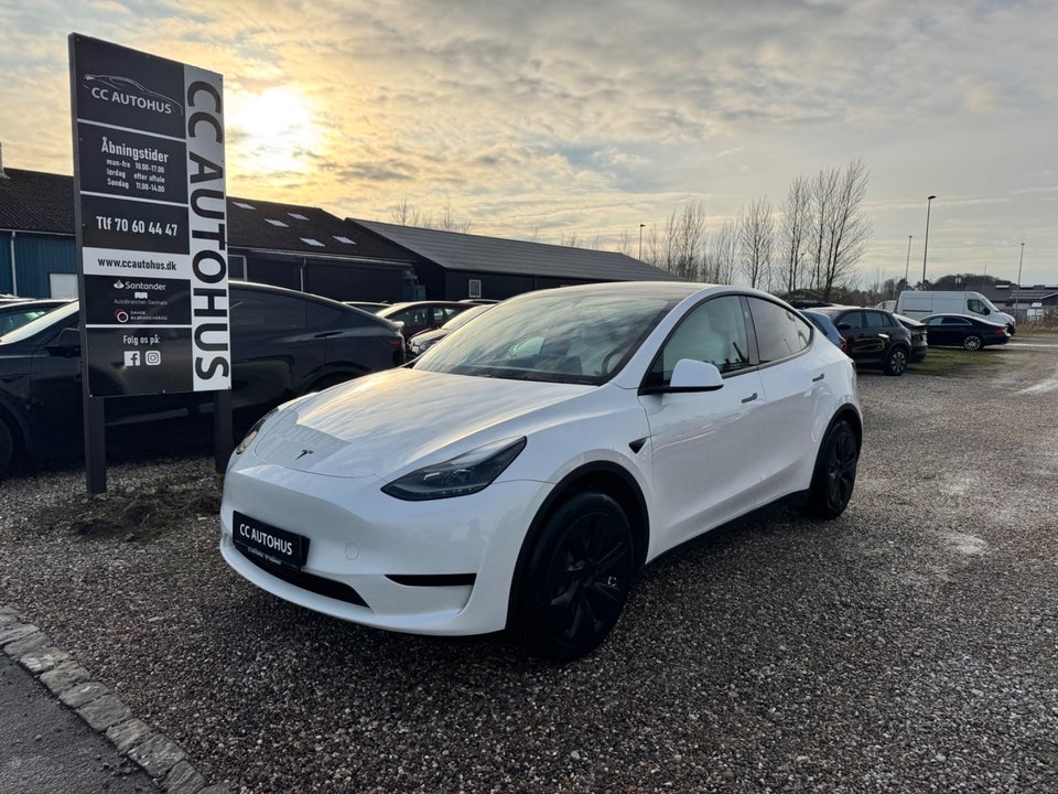 Tesla Model Y RWD 5d