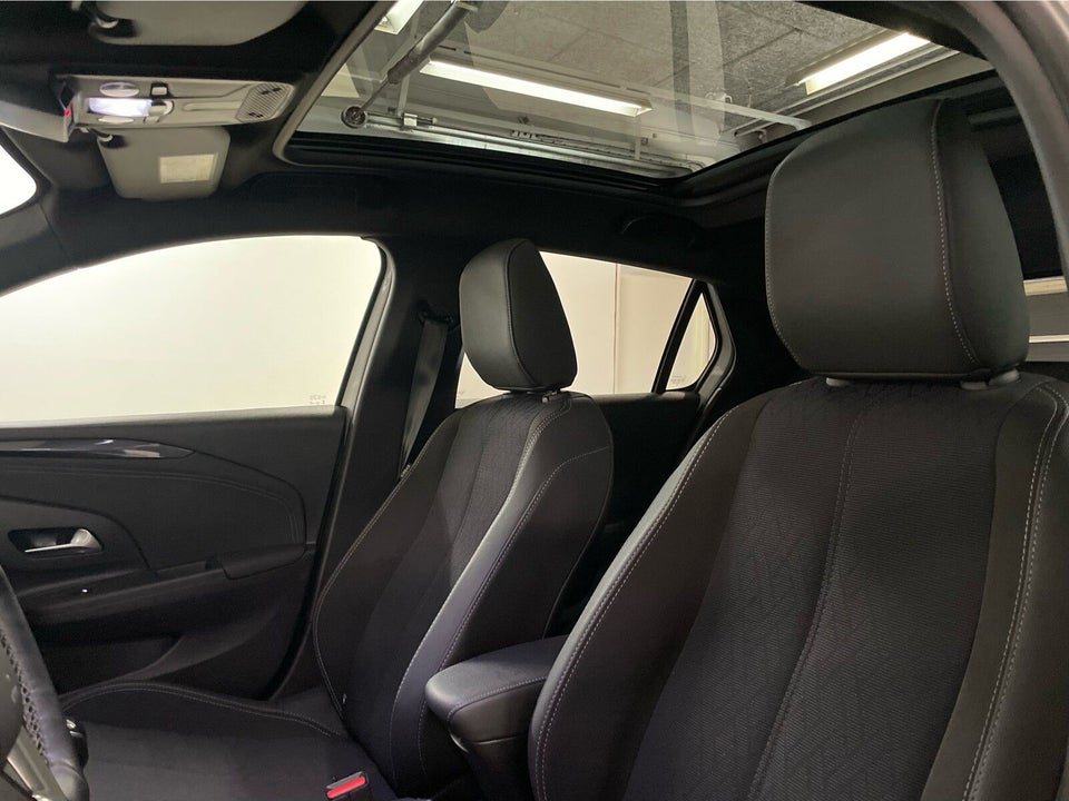 Opel Corsa 1,2 T 100 Elegance Sky 5d