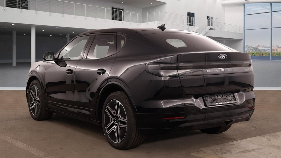 Ford Capri 77 Premium Extended Range 5d