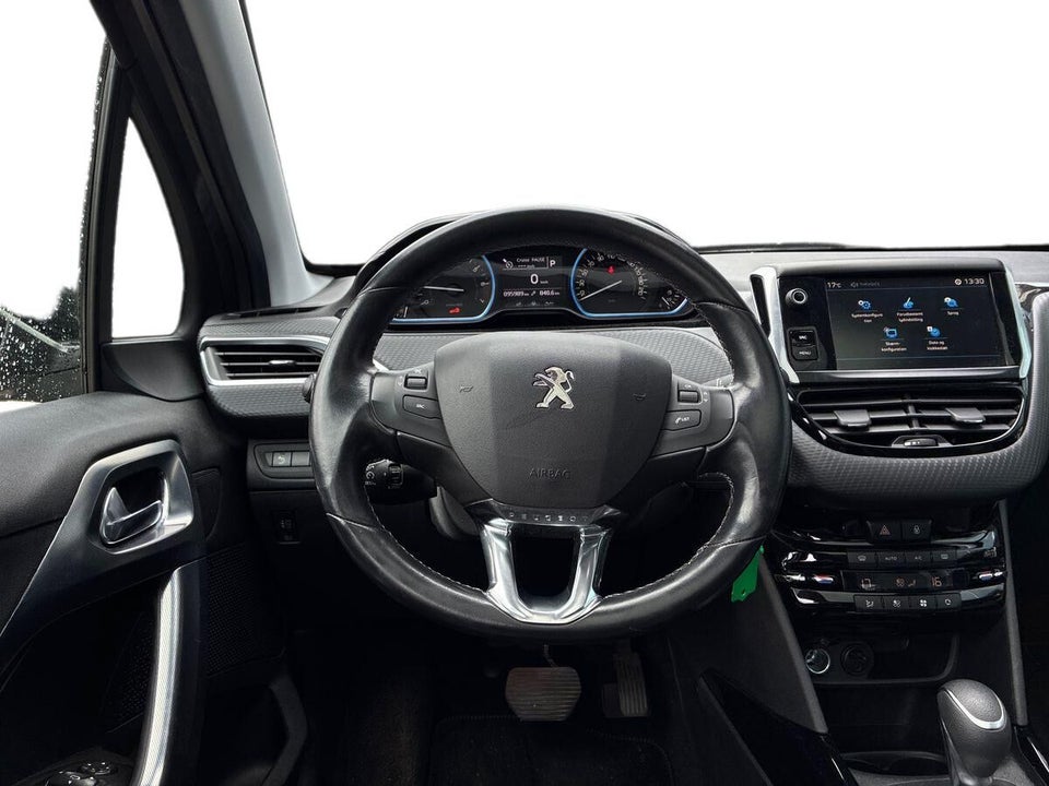 Peugeot 2008 1,2 e-THP 110 Selection Sky EAT6 5d