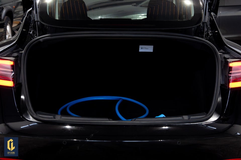 Tesla Model 3 Long Range AWD 4d