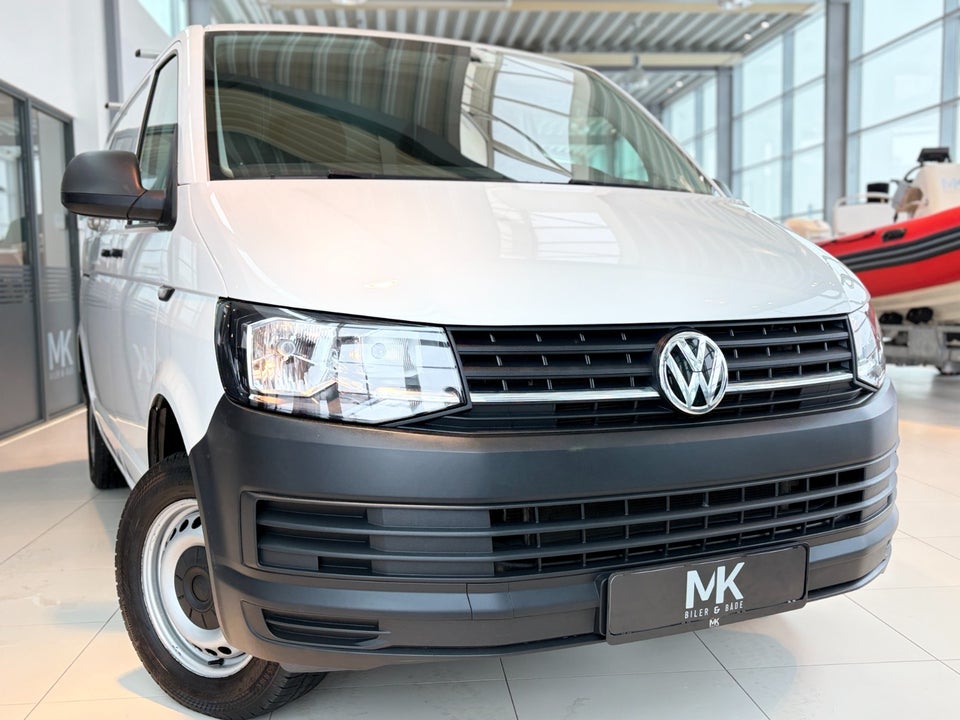 VW Transporter 2,0 TDi 102 Kassevogn kort
