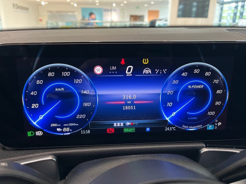 Mercedes EQB250+ AMG Advance 5d