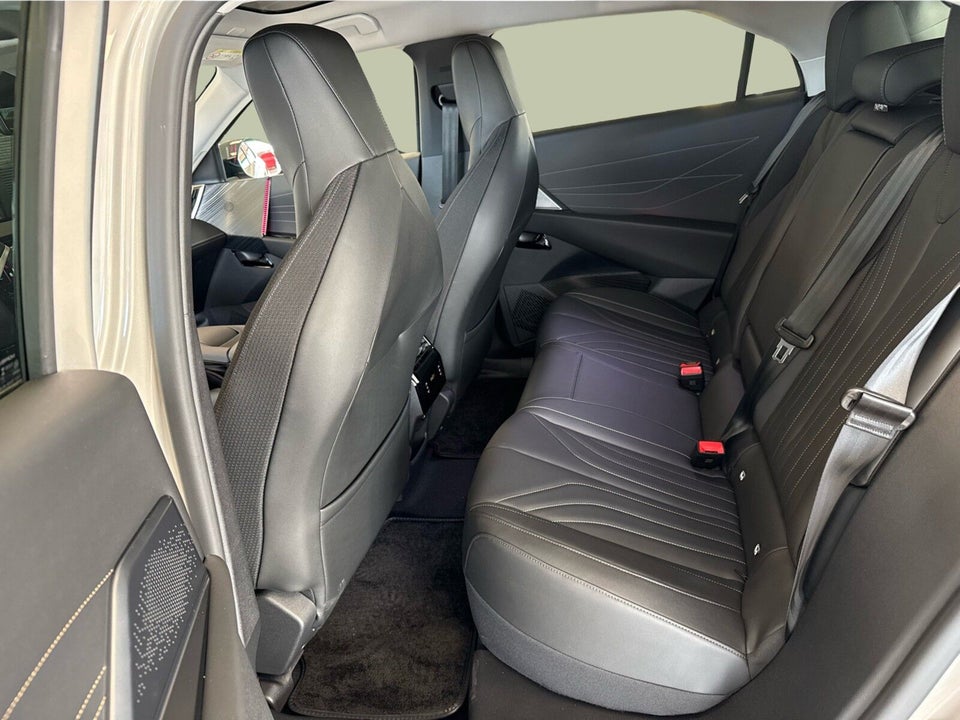 DS N°8 77 Pallas 5d