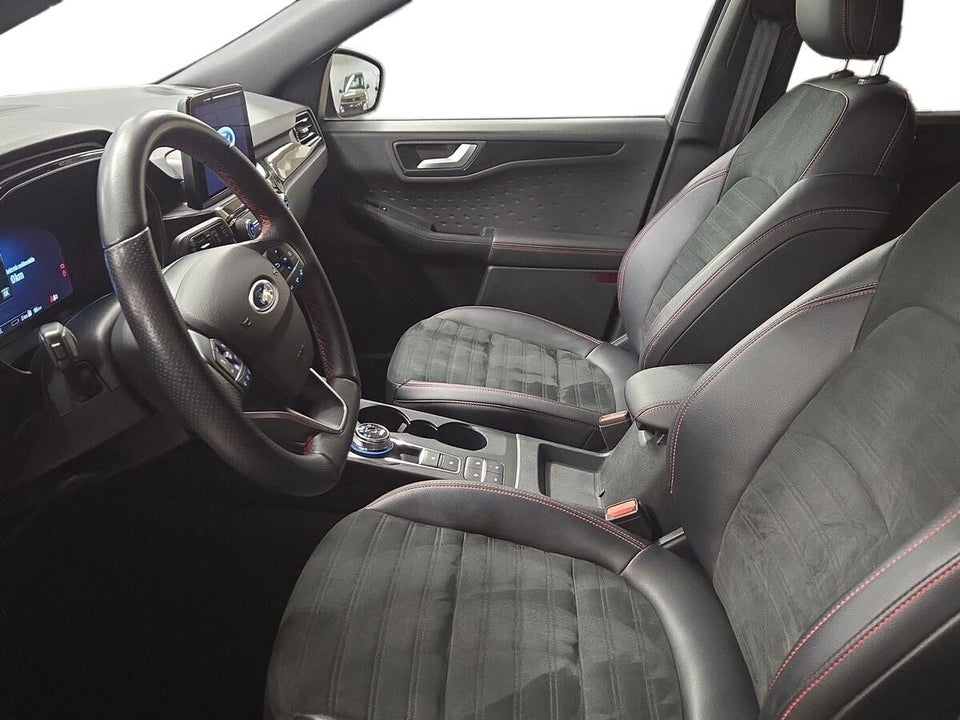 Ford Kuga 2,5 PHEV ST-Line X CVT 5d