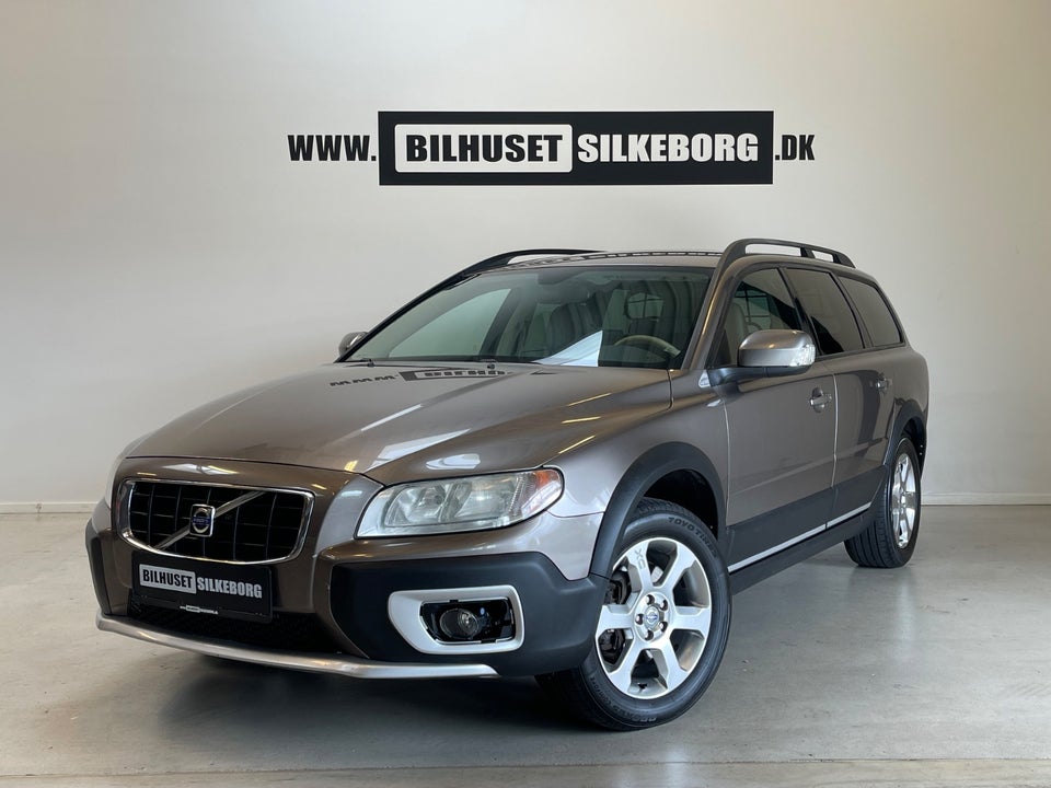 Volvo XC70 2,4 D5 185 aut. AWD 5d