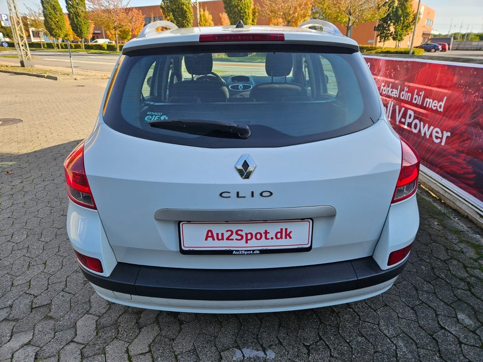 Renault Clio III 1,2 16V Authentique Sport Tourer 5d