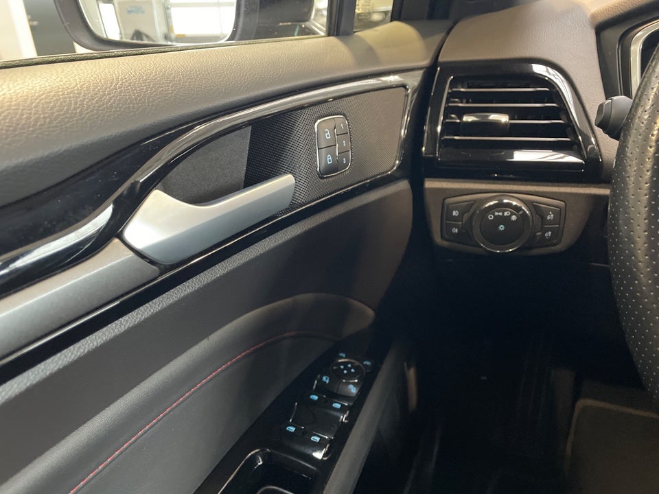 Ford Mondeo 2,0 EcoBlue ST-Line stc. aut. 5d