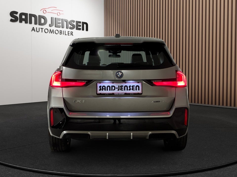 BMW iX1 xDrive30 M-Sport Premium 5d