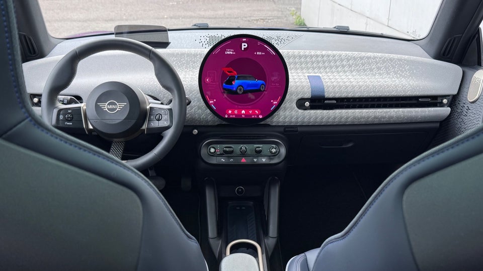 MINI Cooper SE Favoured Trim XL 3d
