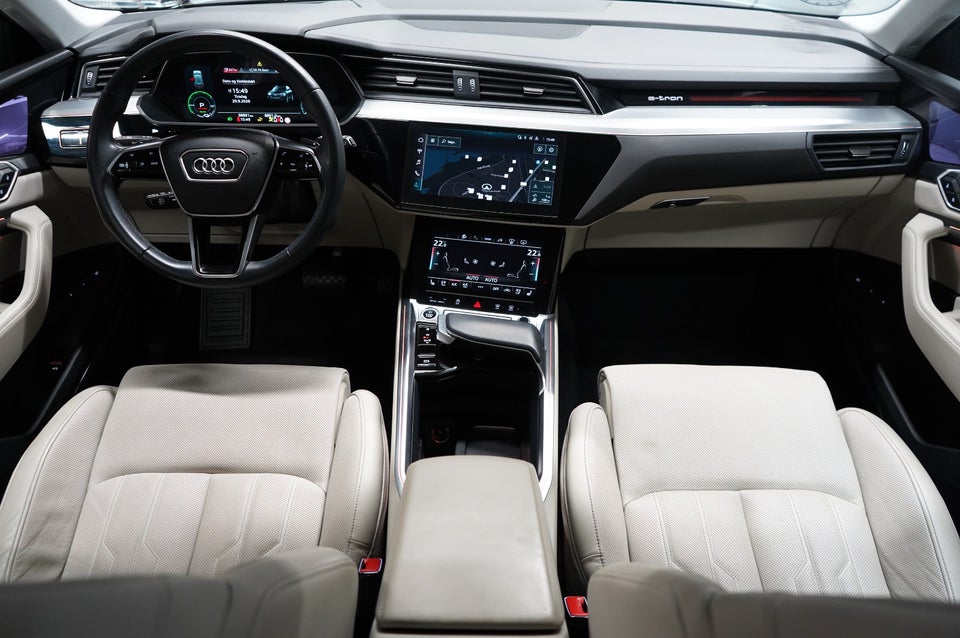 Audi Q8 e-tron 55 Prestige quattro 5d