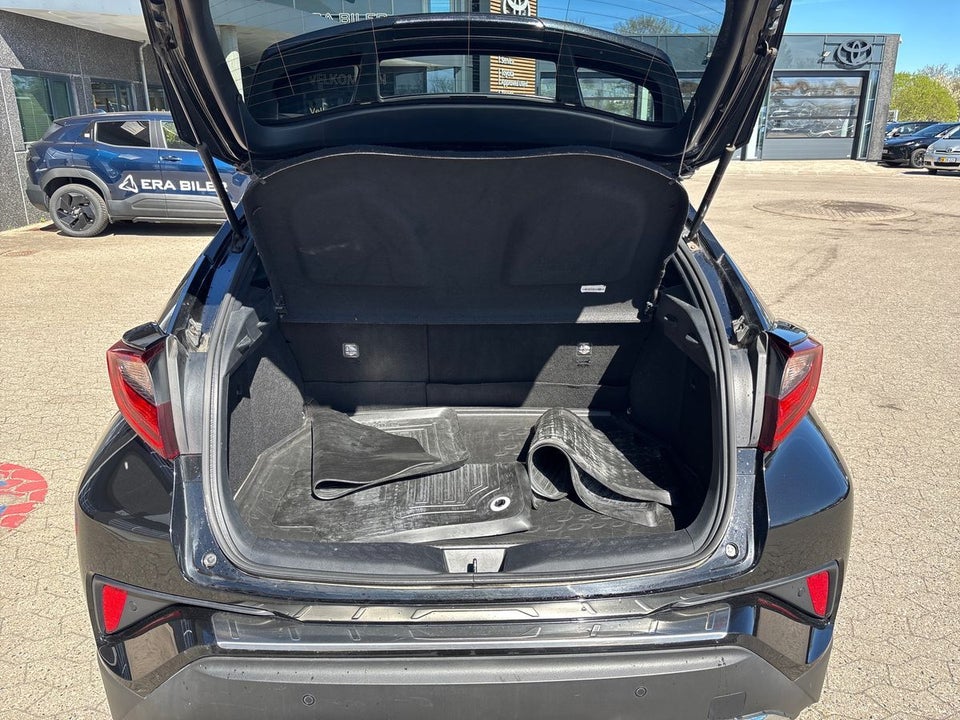 Toyota C-HR 2,0 Hybrid C-LUB Smart CVT 5d
