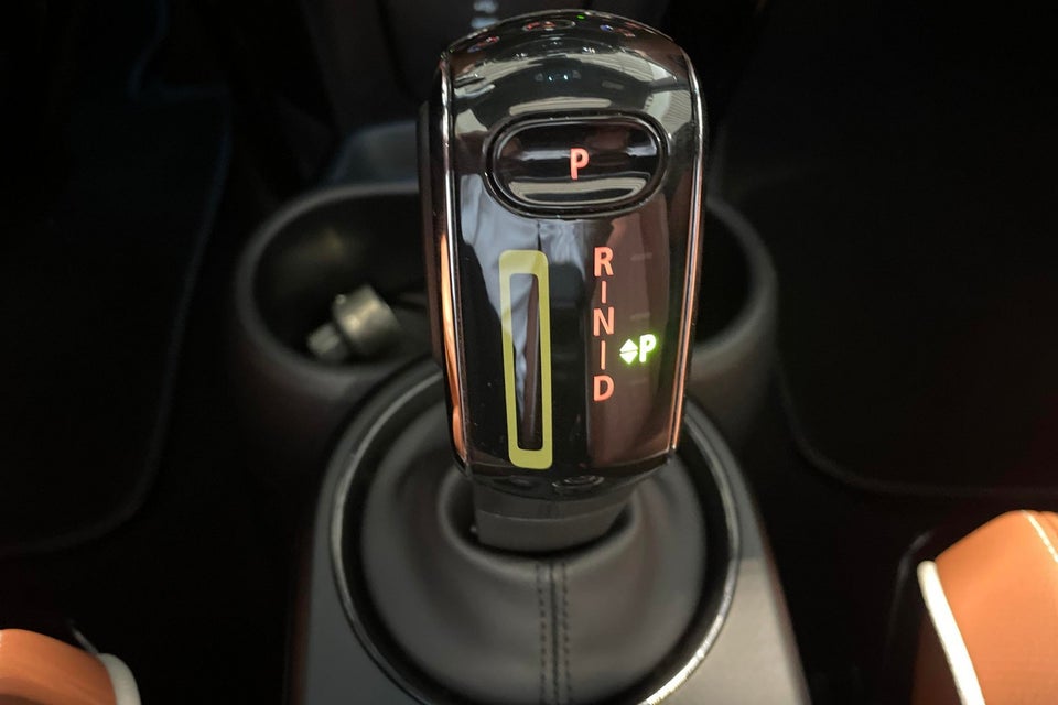 MINI Cooper SE Maximise 3d