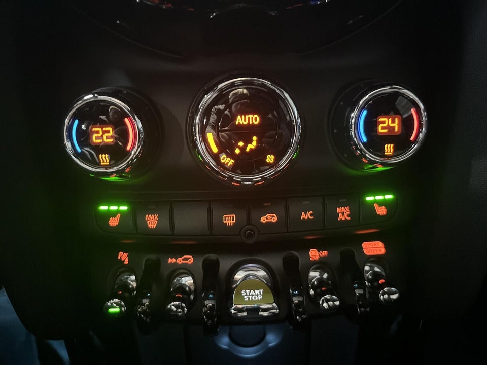 MINI Cooper SE Younique Trim 3d