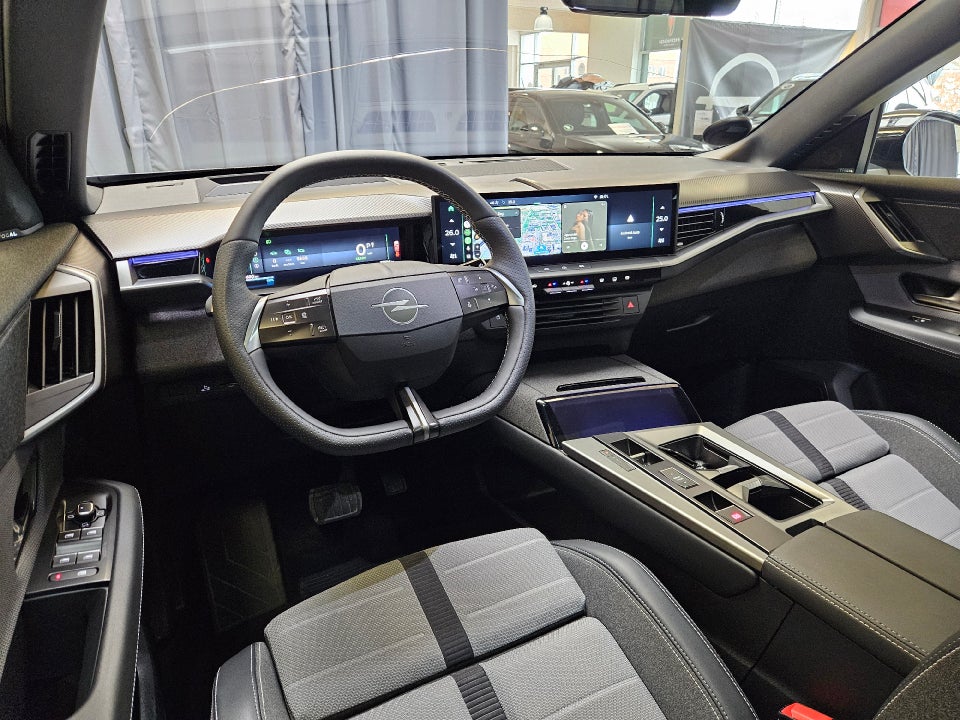 Opel Grandland-e 73 GS Sky 5d