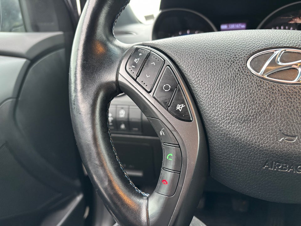 Hyundai i30 1,6 CRDi 110 EM-Edition 5d