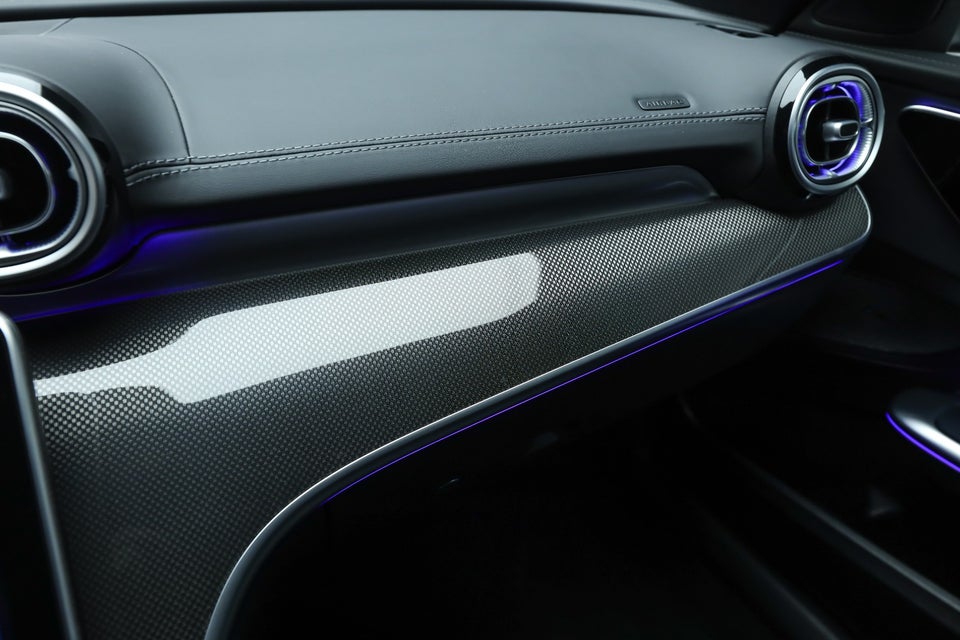 Mercedes C300 e 2,0 AMG Line aut. 4d