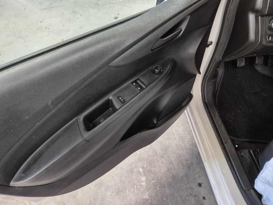 Opel Karl 1,0 Cosmo 5d