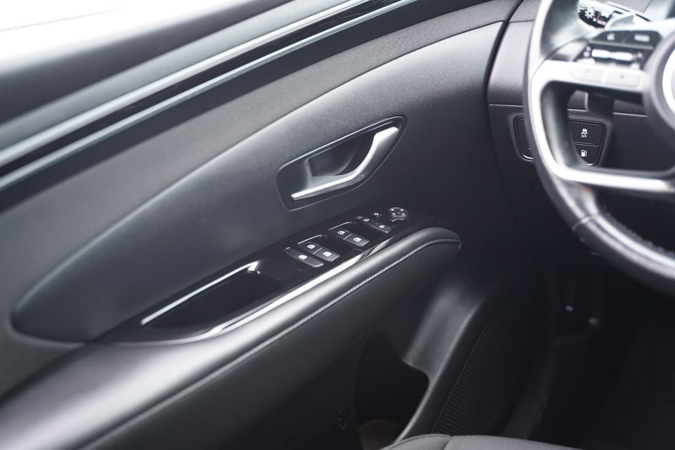 Hyundai Tucson 1,6 PHEV Essential aut. 4WD 5d