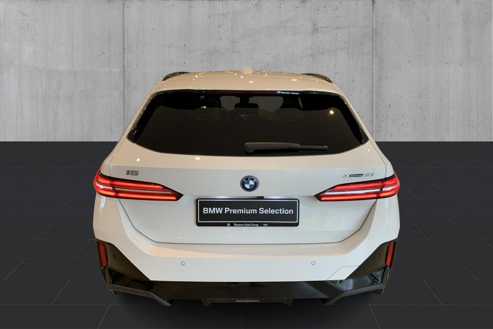 BMW i5 xDrive40 Touring Fully Charged 5d