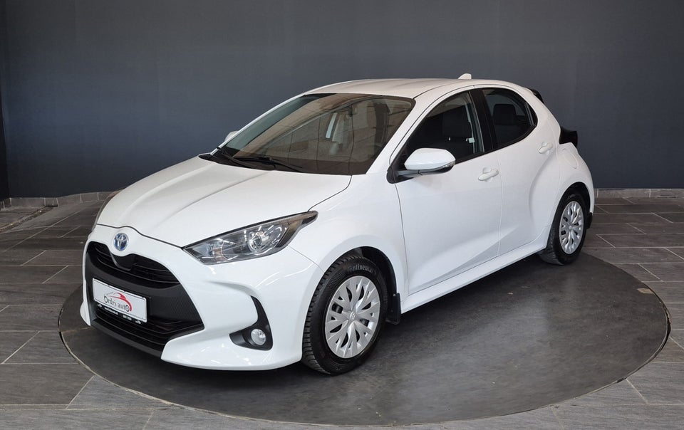 Toyota Yaris 1,5 Hybrid H3 e-CVT 5d