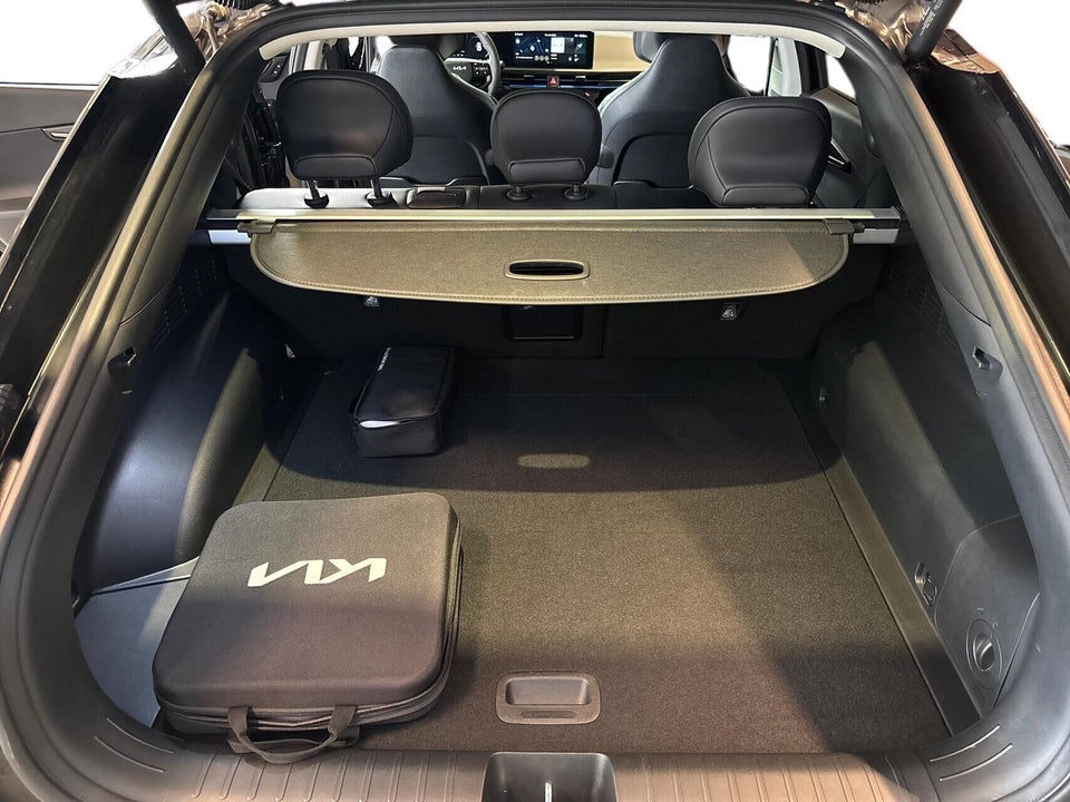Kia EV6 84 Long Range Upgrade 5d