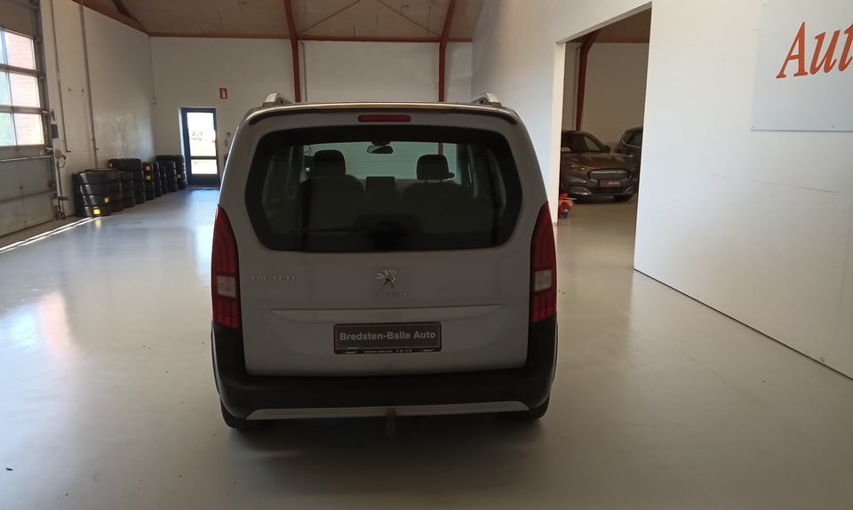 Peugeot Rifter 1,2 PureTech 110 L1 Allure 5d