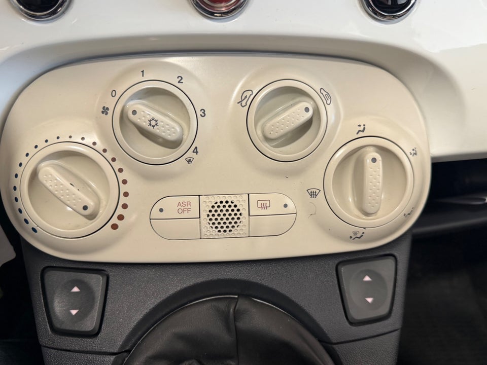 Fiat 500 1,2 Lounge 3d